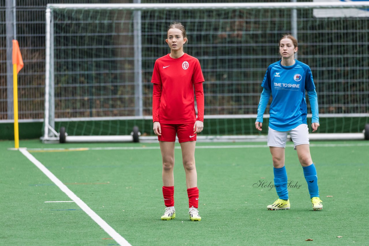 Bild 391 - wBJ VfL Pinneberg - Eimsbuettler TV2 : Ergebnis: 3:5